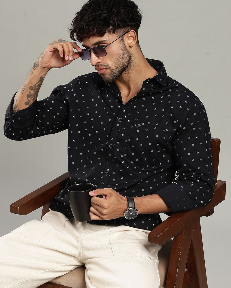 Black Slice Print -Full-Stain Proof