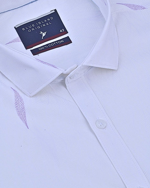 White Feather Print -Full-Stain Proof