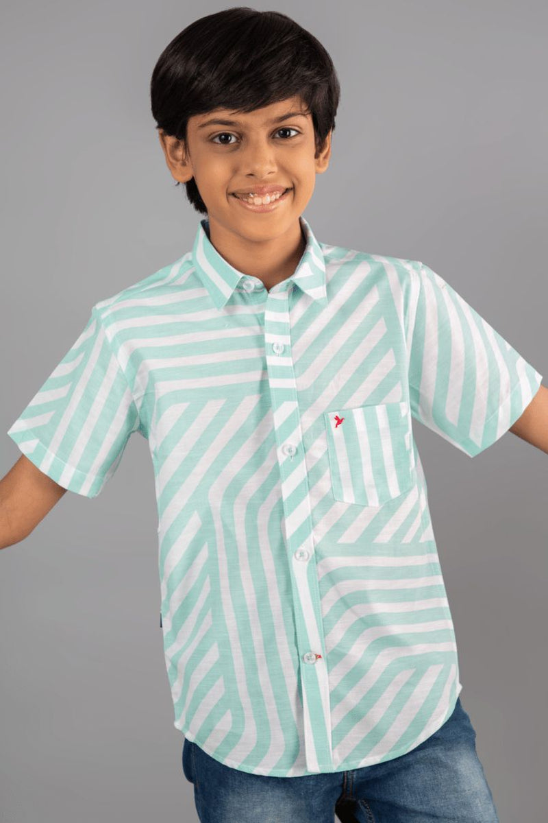 KIDS - Green and White Print Half-Stain Proof Shirt