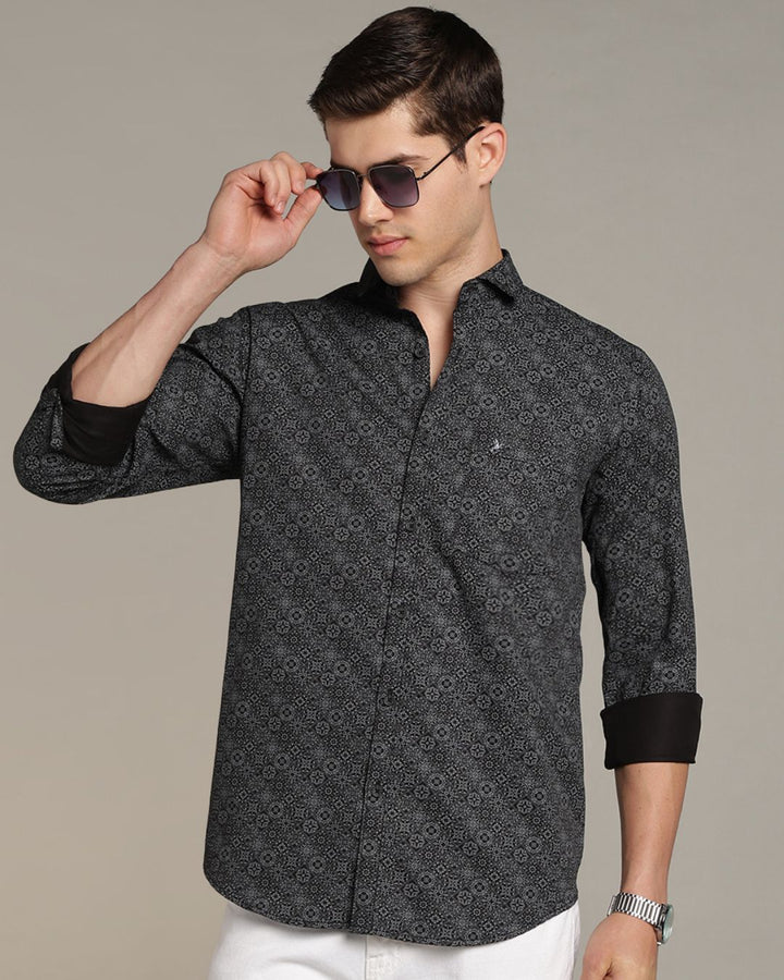 Black Mosaic Print -Full-Stain Proof