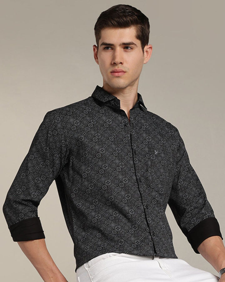 Black Mosaic Print -Full-Stain Proof