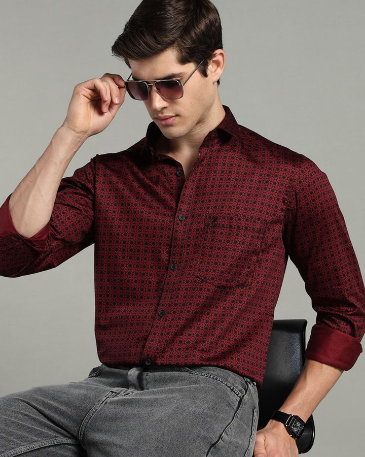 Maroon Mosaic Print -Full-Stain Proof