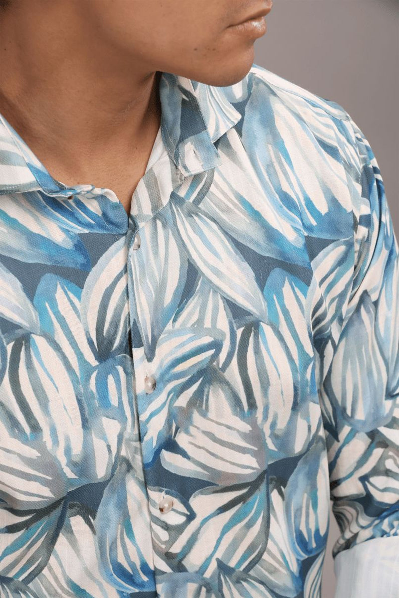 White & Blue Leaf Printed Shirt - Full - Wrinkle Free
