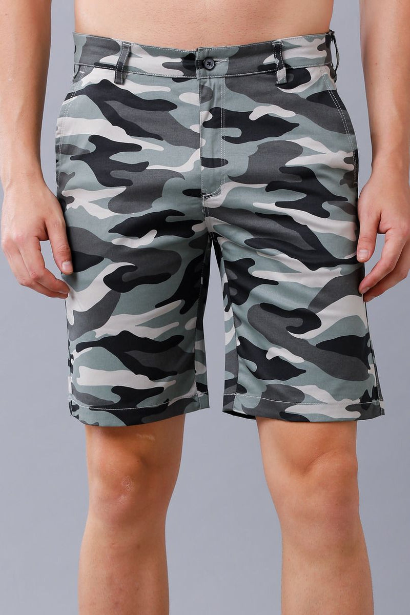 SHORTS - Military Green